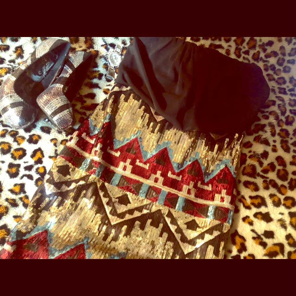 C’EST TOI sequin top!